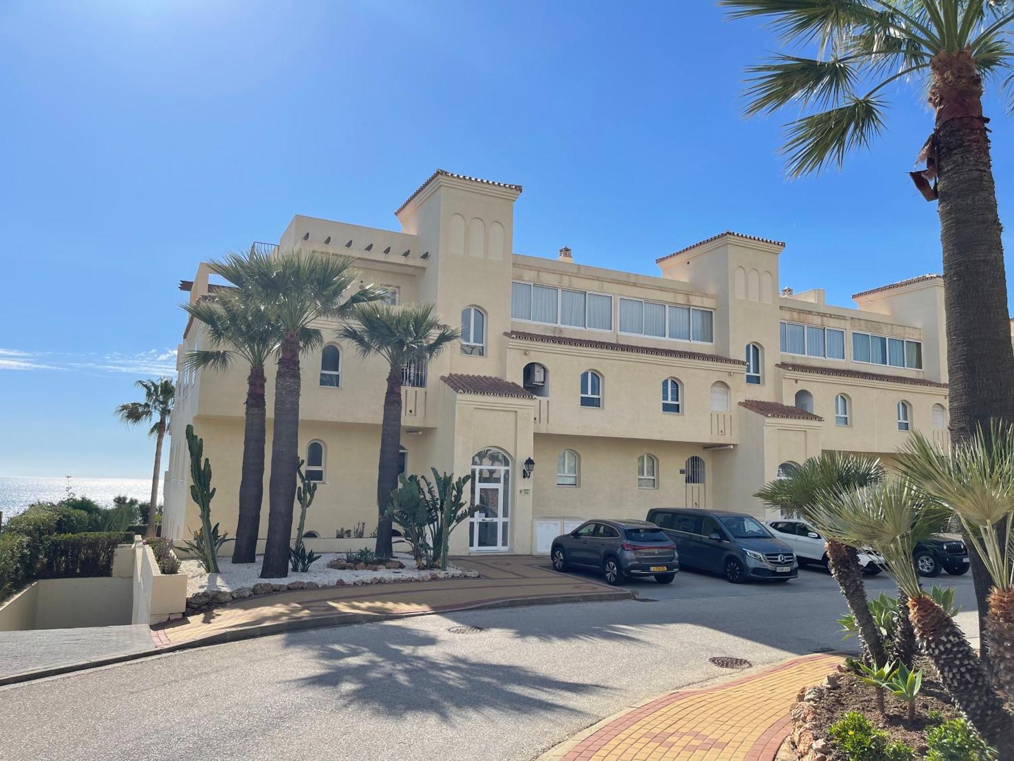 La Cala Gorgeous 2 Bedroom Apartment With Stunning Gardens, Pools And Sea Views El Faro Экстерьер фото
